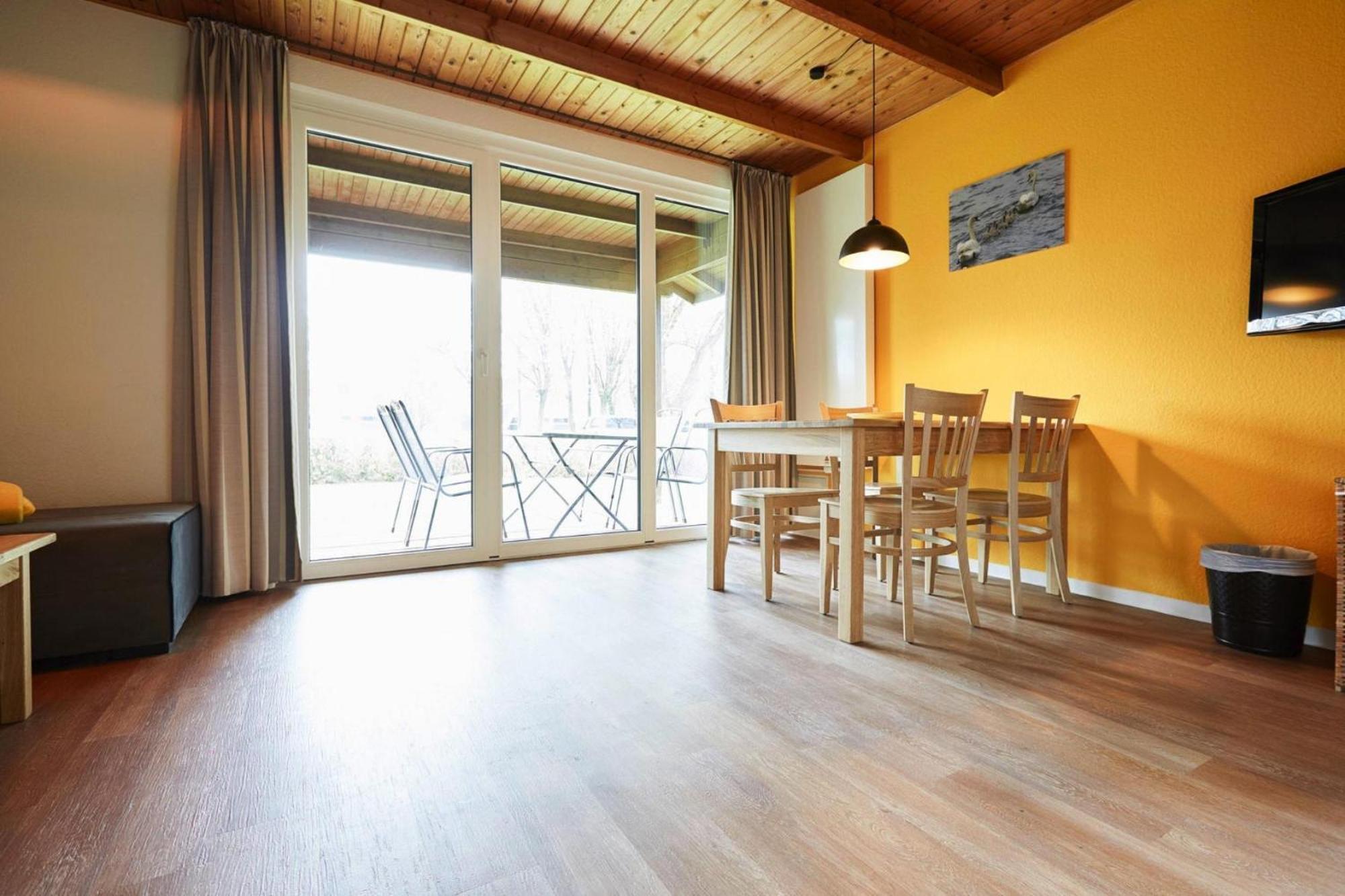 Log Cabin In The Baltic Sea Resort Of Dampland Exterior photo